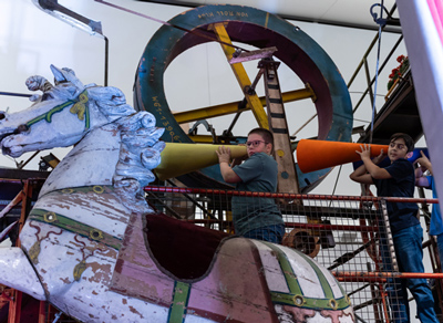 ensemble arcimboldo / rauschend 2025–1898 / Museum Tinguely, Basel