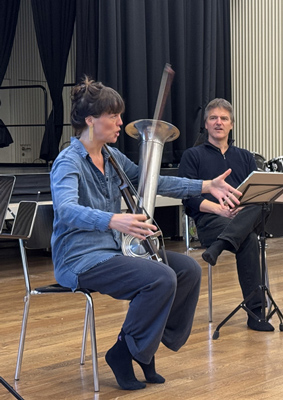 ensemble arcimboldo / rauschend 2025–1898 / Primarschule Niederholz / Vermittlungs-Workshop